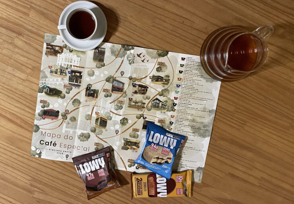Lowy-participa-do-Mapa-do-Cafe-e-convida-o-publico-a-explorar-novas-experiencias-com-sabor-e-proteina-Credito-Divulgacao-scaled.jpg